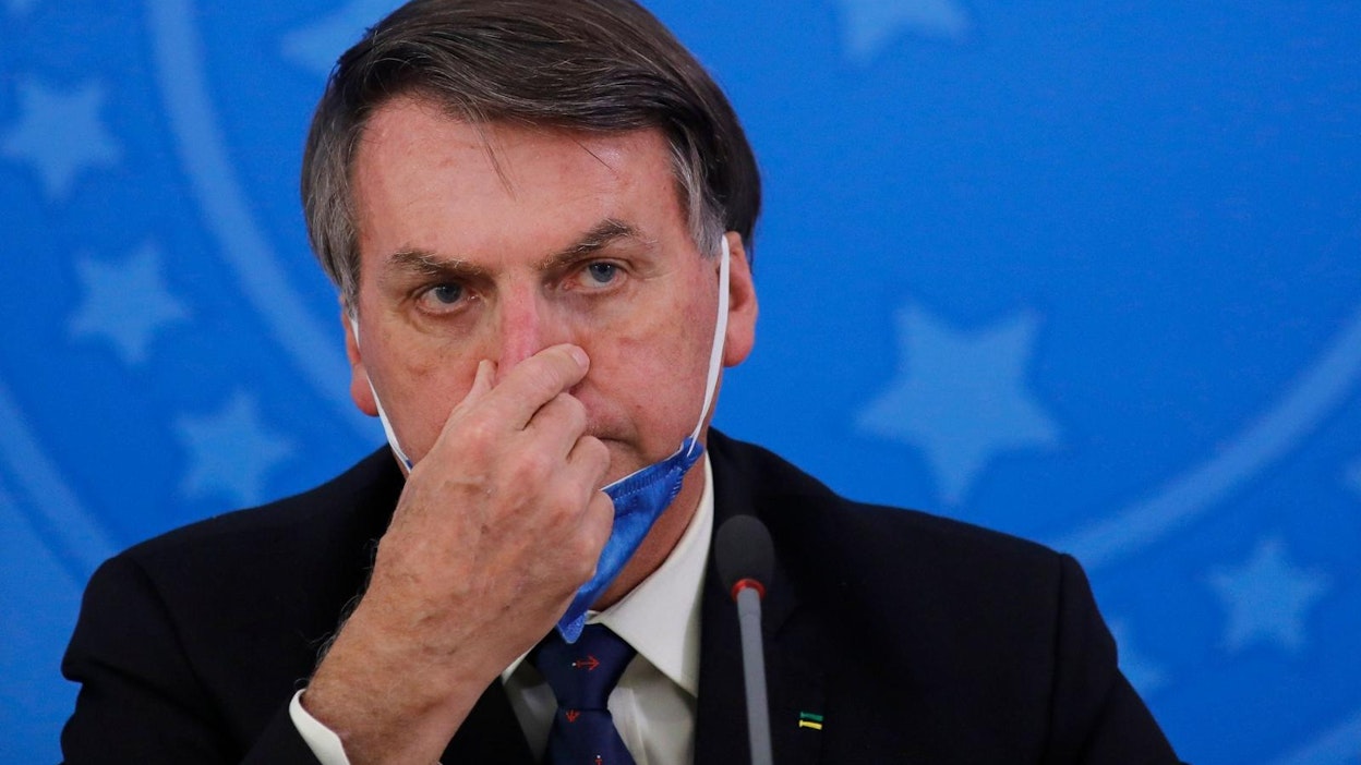 Jair Bolsonaro on aiemmin vähätellyt viruksen vakavuutta.