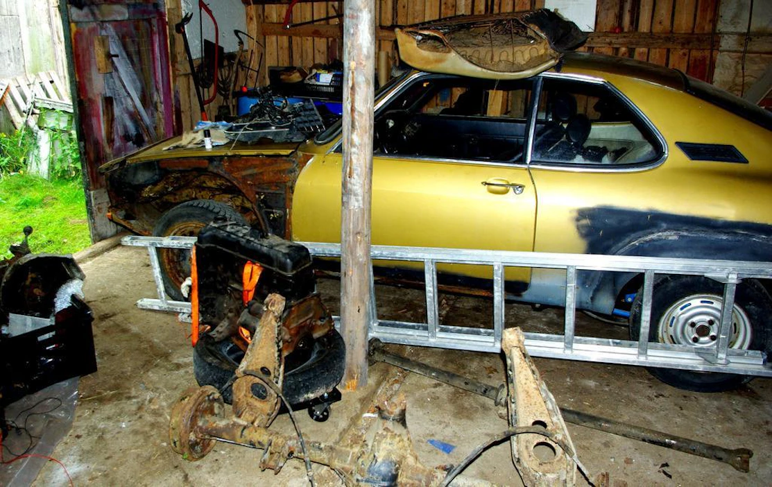 Vanhan auton romutustodistuksella saa 1 500 euron alennuksen uudesta, vähäpäästöisestä autosta.