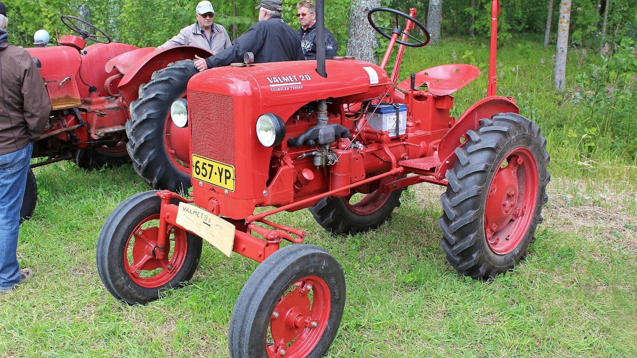Valmet 20 -traktoria valmistettiin vuosina 1955–62 Tourulassa, Jyväskylässä. Traktoreita valmistettiin yhteensä noin 6200 kpl.