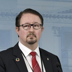 THL:n terveysturvallisuusosaston johtaja Mika Salminen. LEHTIKUVA / MARKKU ULANDER