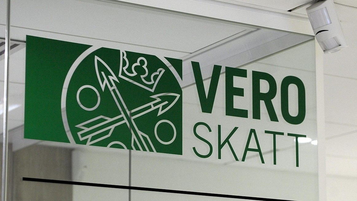 Verottaja kehottaa tarkistamaan oman tulorajan, jotta joulukuun verotus ei tuo ikävää yllätystä.