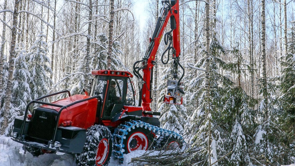 Energiapuun korjuu on alkuajoista laajentunut myös järeämpien puustojen korjuuseen. Nisula Forest Oy on esitellyt niihin olosuhteisiin suunnatun harvesteriversion, joka on monipuolisesti varusteltavissa.
