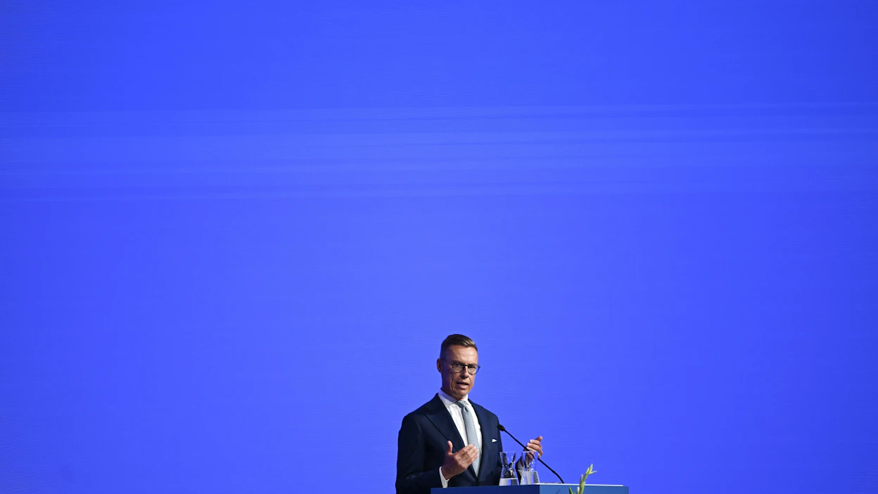 Presidentti Alexander Stubbin mukaan muutamat maat ovat Suomea edellä osallistumisessa Ukrainan jälleenrakentamiseen. LEHTIKUVA / MIKKO STIG.