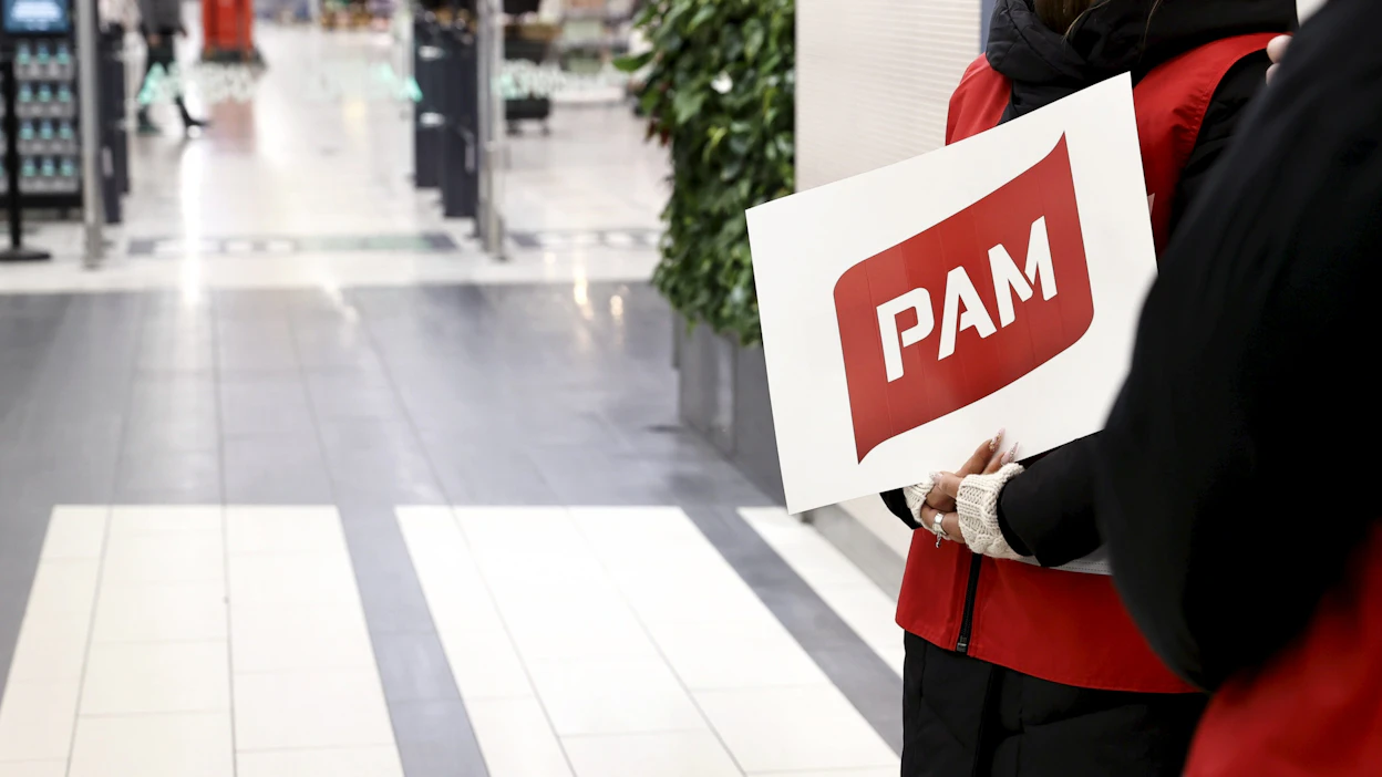 PAM katkaisi torstaina neuvottelut kaupan alan työehtosopimuksista Kaupan liiton kanssa. LEHTIKUVA / Antti Hämäläinen.