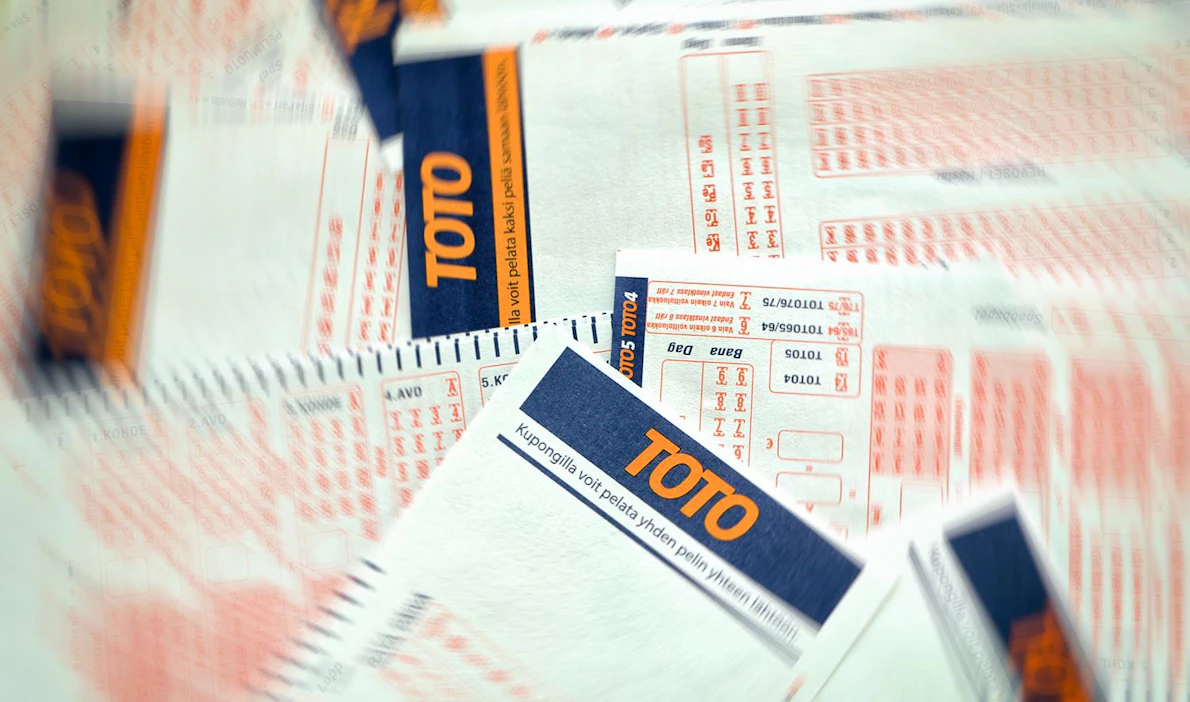 Totopelien vaihdot ovat kovassa laskussa. Veikkaus on tehnyt 15 000 euron vuositappiorajaan uuden poikkeuksen, joka astuu vuodenvaihteessa voimaan.