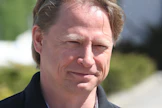 Juha Vidgrénillä on monta kattilaa liedellä porisemassa. Ylä-Savon Hippos ry:n puheenjohtajana hän odottaa juhannusraveja innolla. Maa- ja metsätalousministeriön nimittämän työryhmän puheenjohtajana hän on käsitellyt hevostalouden tulevaisuuden kannalta tärkeitä kokonaisuuksia.