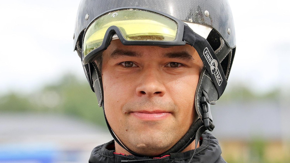 Jere Taulion valmennettavat ovat vasta aloittelemassa kilpailukauttaan. Kajaanin 75-raveissa tallista juoksee kaksi hevosta.