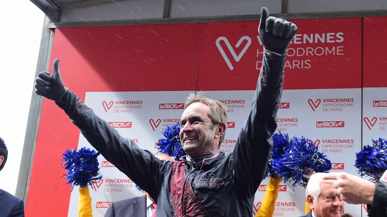 Jean-Michel Bazire on voittanut Prix d’Ameriquen ohastajana viidesti. Sunnuntain Ameriquen viimeiseen karsintaan tänä talvena Bazirella on yllättävä ajokki.