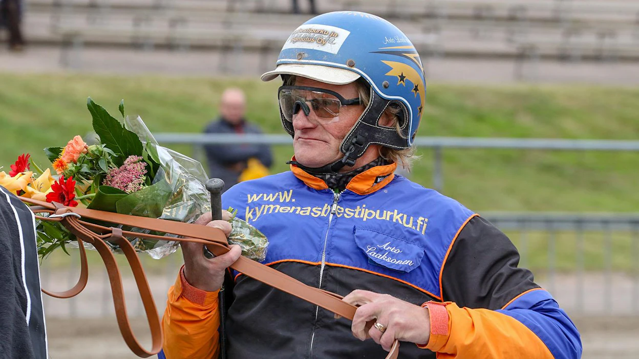 Jos Arto Laaksonen saa voittokukat torstaina, kyseessä on jonkunlainen yllätys, mutta mikään suuri järkytys se ei saa totoajille olla.