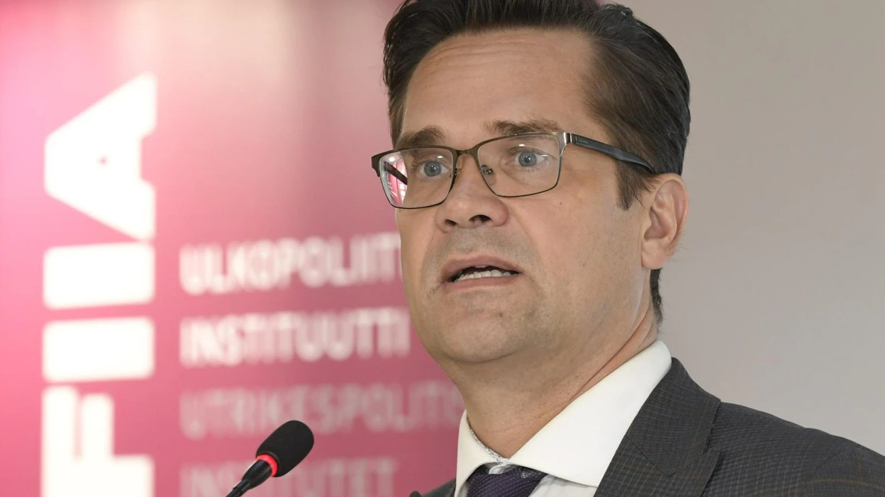 Ulkopoliittisen instituutin johtaja Mika Aaltola arvioi, että koronapandemia voi heikentää Kiinan vaikutusvaltaa maailmassa.