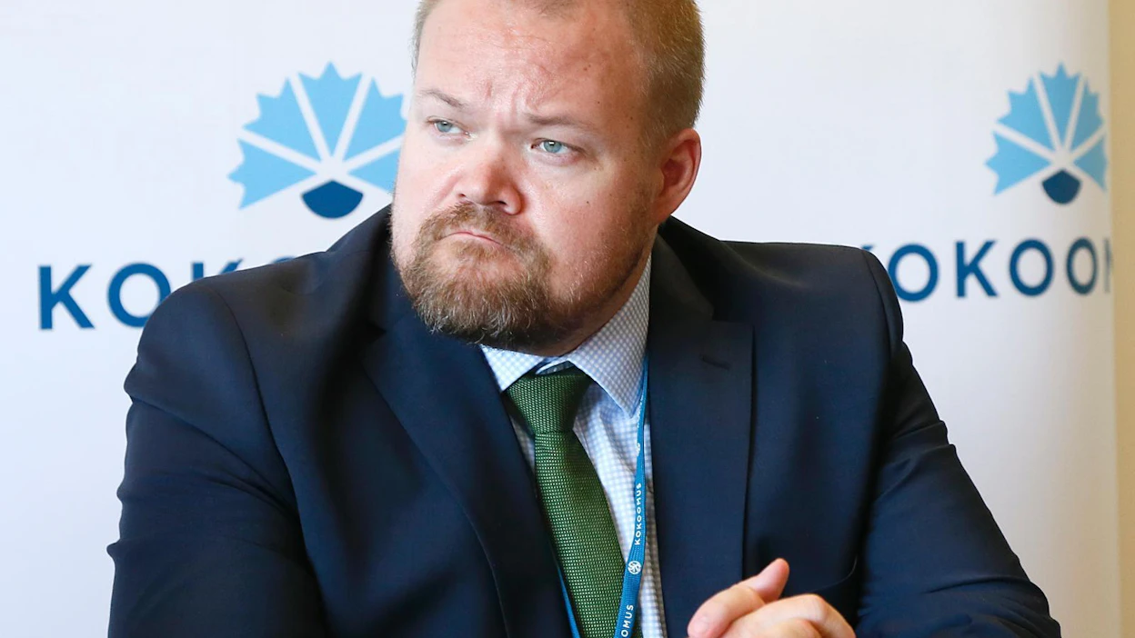 Pesonen huomauttaa, että hevostalouden tukemista, kuten minkä tahansa muunkin asian julkista tukemista, pitää voida tarkastella myös kriittisesti.