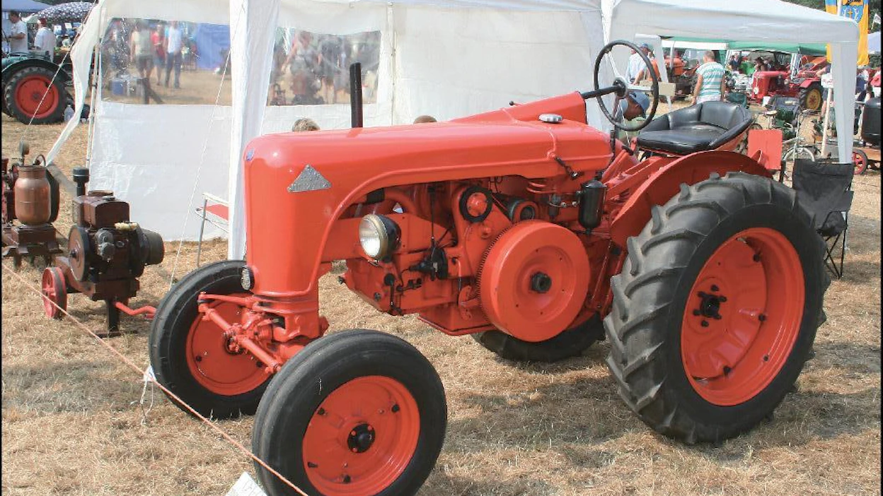 OTO C25 R4 OTO Melara S.p.A. 1953–57, La Spezia, Italia Valmistettu yhteensä n. 3200 kpl, joista telaversiona n. 800 kpl.