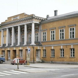 Åbo Akademin ja oikeusministeriön tutkimuksessa melkein 45 prosenttia ruotsinkielisistä vastaajista koki joutuneensa häirityksi tai syrjityksi kielensä vuoksi.