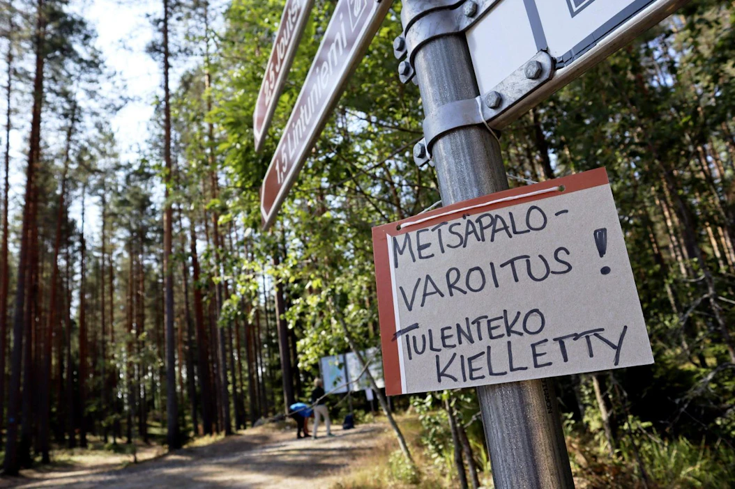 Viime vuosien laajat metsäpalot Suomen lähialueilla, kuten kesinä 2014 ja 2018 Ruotsissa, ovat osoittaneet, että metsäpaloilla on kasvava rooli Fennoskandiassa. LEHTIKUVA / Anne Salomäki