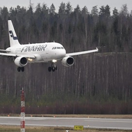 Finnair on kertonut pyrkivänsä hiilineutraaliksi viimeistään vuoden 2045 loppuun mennessä.