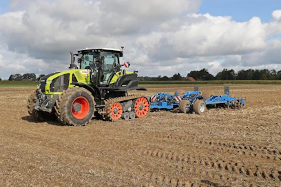 Claas Axion 960 Terra Trac traktorin moottoriteho on 323 kW/440 hv. Telatraktori sopii erinomaisesti raskaaseen vetotyöhön, koska telojen luisto on käytännössä nolla. Telojen kantopinta-ala on kolmanneksen suurempi kuin renkaiden. Telat lisäävät traktorin painoa kolmella tonnilla.