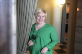 Ministeri Annika Saarikon (kesk.) on vaikea ymmärtää, millaiseen tarpeeseen vain yhden sukupuolen jäsenekseen hyväksyvä yhteisö vastaa.