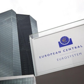 Euroopan keskuspankki kertoi arvioivansa tarkasti muun muassa uusia tietoja koronapandemian kehityksestä. LEHTIKUVA/AFP.