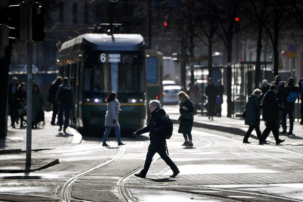 Väkiluvun ennustetaan kääntyvän laskuun vuonna 2035. LEHTIKUVA / ANTTI AIMO-KOIVISTO