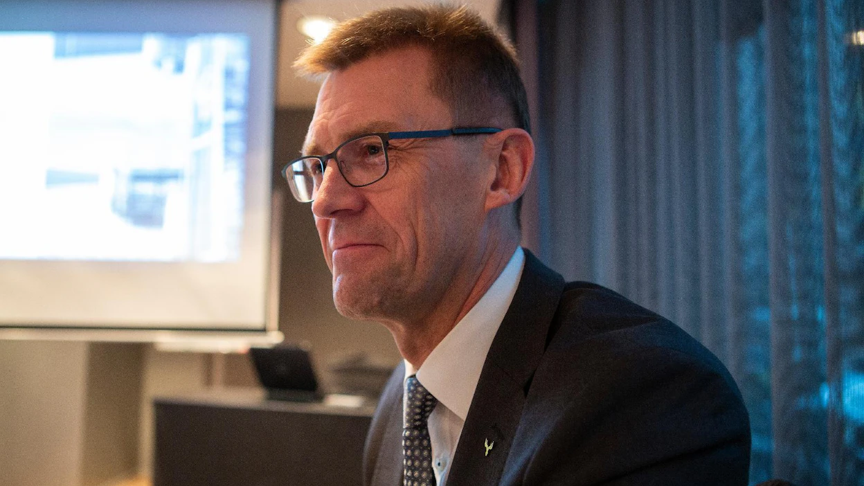 Metsä Groupin puunhankinnasta vastaava liiketoimintajohtaja Juha Mäntylä on tyytyväinen tämänhetkisiin korjuukeleihin viime vuoden sateen riepottelemaan syksyyn verrattuna.
