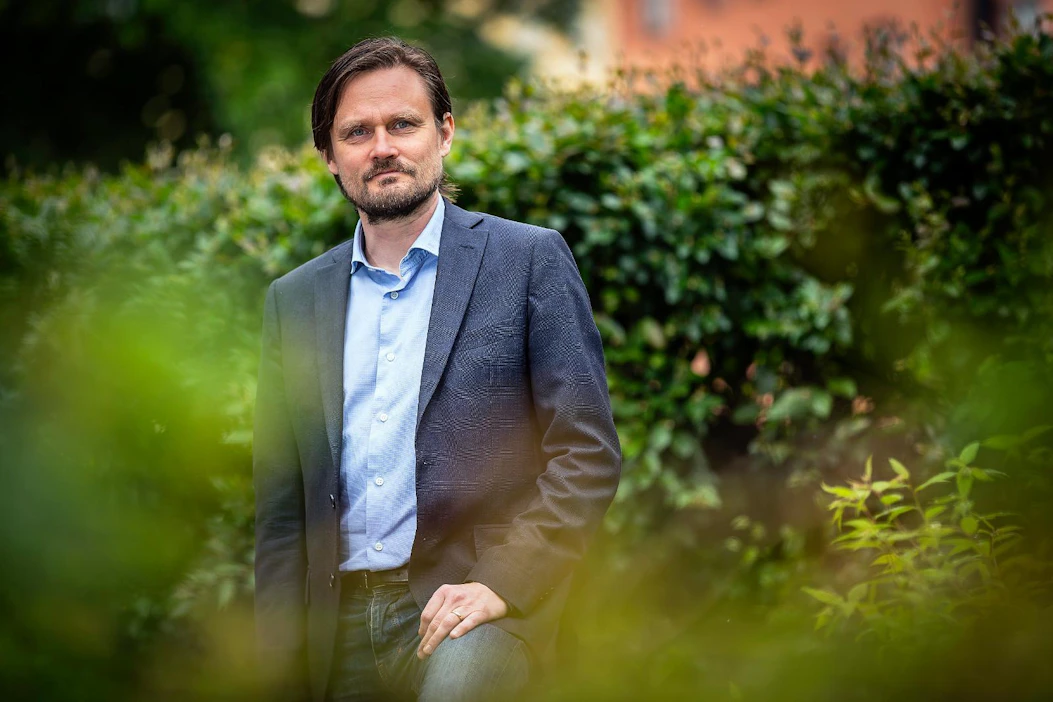 Talouspolitiikan pahan päivän vara. Pellervon taloustutkimuksen ennustepäällikön Janne Huovarin mukaan Suomessa on ennenkin elvytetty. Pitkällä linjalla talouspolitiikka on kuitenkin ollut pidättyväistä.