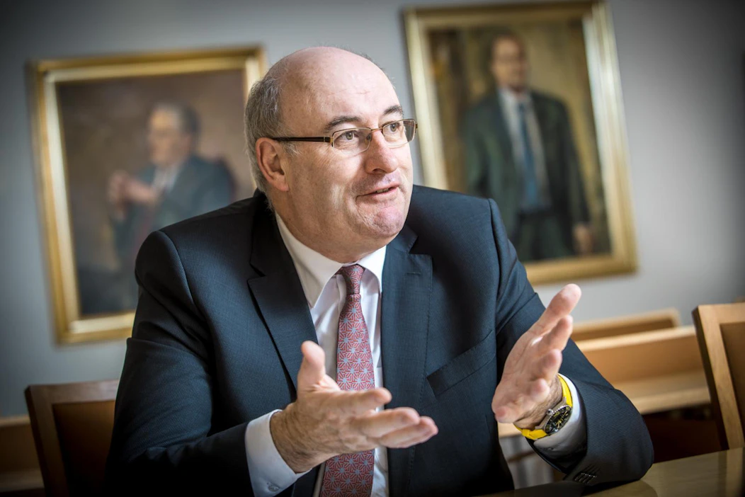 Maatalouskomissaari Phil Hogan painotti uudessa politiikassaan maatalouden merkitystä ilmastonmuutoksen torjunnassa.