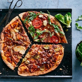 Kauppojen myyntiin tulee Classic Pizzan kolme suosituinta pizzaa.