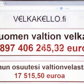 Helsingissä naputtaa Keskuskauppakamarin velkakello. Lukema on helmikuun lopulta, kun kellon näyttö ilmestyi Aleksanterinkadulle. Tiistaina se huiteli jo yli 97 miljardissa.