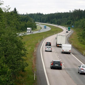Nelostien liikenne tulee kasvamaan Äänekosken biotuotetehtaan valmistuttua.