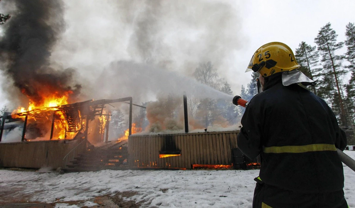 Helsingin Sanomien mukaan työuraeläkkeen ehto 38 vuoden kuormittavasta työurasta on niin tiukka, että harva on oikeutettu uuteen eläkelajiin. LEHTIKUVA / KALLE PARKKINEN