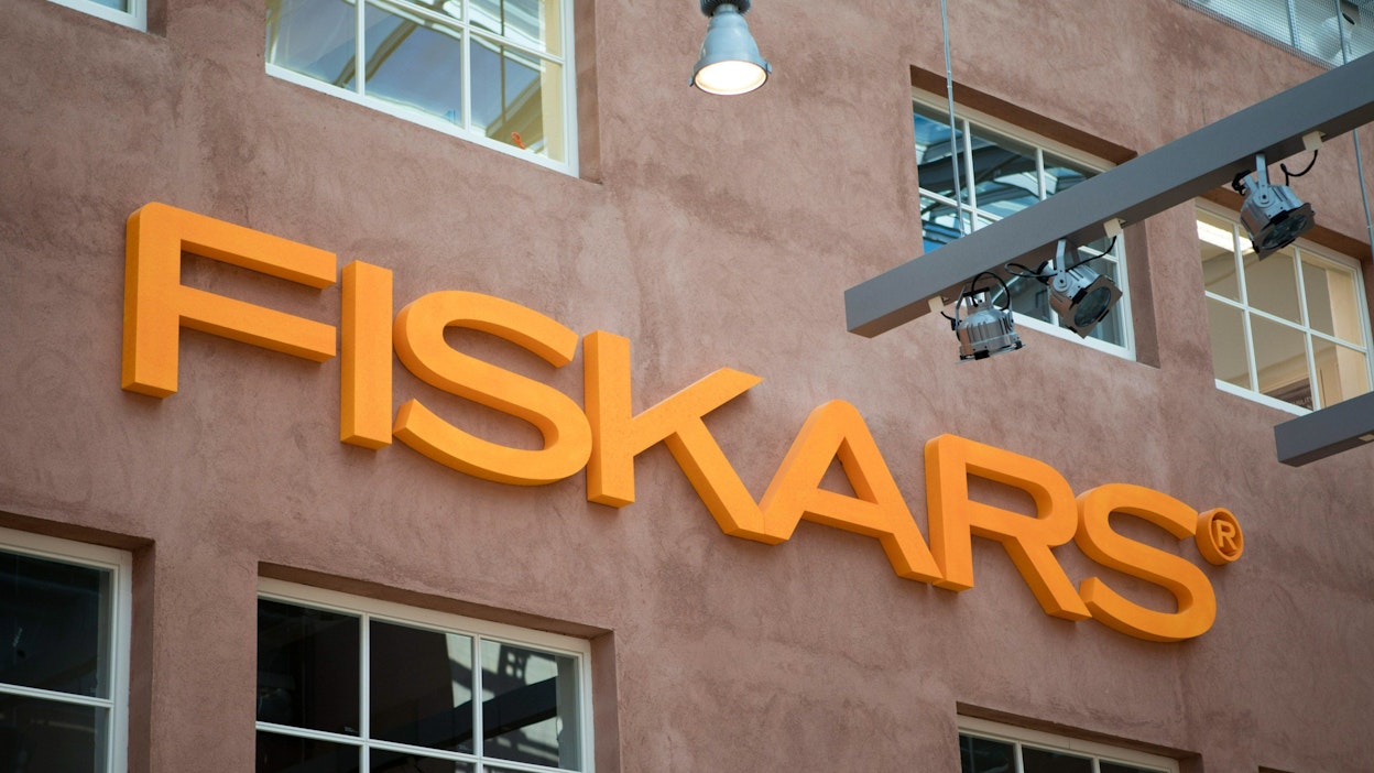 Designtuoteyhtiö Fiskars laskee loppuvuoden näkymiään odotettua heikomman kysynnän vuoksi. LEHTIKUVA / Anni Reenpää.