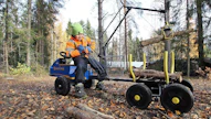 Rottne FI1:n omapaino on 41 kg. Kuljettajan maksimipainoksi kerrotaan 50 kiloa.