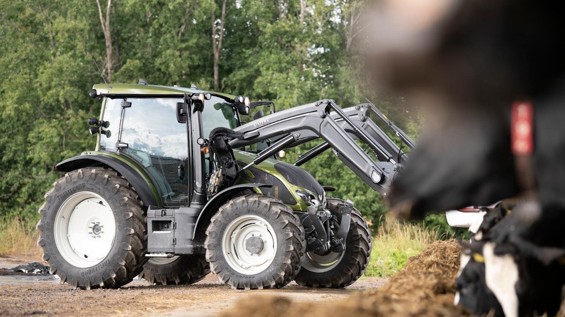 Best Utility -luokan voitti syksyllä esitelty Valtran ensimmäinen viidennen sukupolven malli G135 Versu. Tuomaristo arvosti traktorissa erityisesti sen ketteryyttä ja monipuolista varustelua.