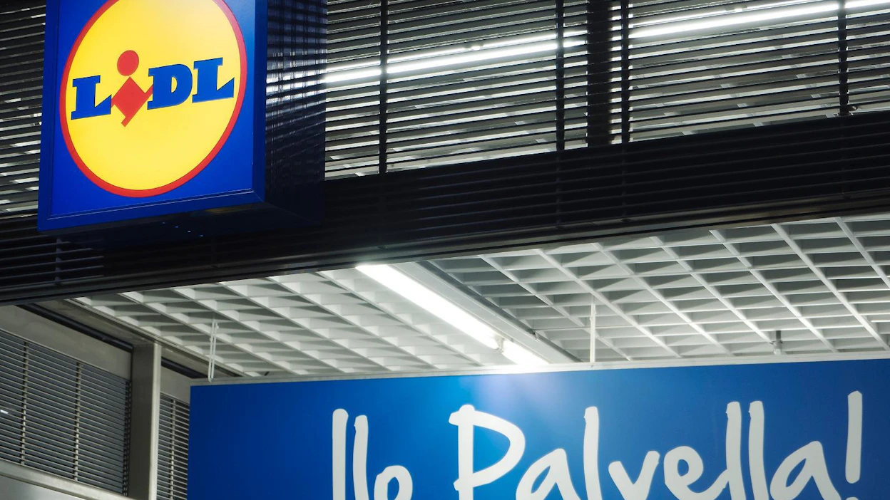 Lidl arvioi, että uusi jakelukeskus työllistää suoraan 300 ihmistä ja välillisesti useita satoja ihmisiä.