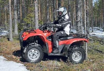 Rungoltaan 420 on pienikokoinen verrattuna Hondan tehokkaampiin malleihin.