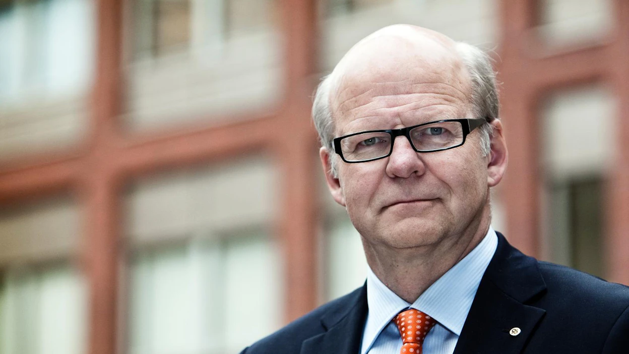 Pääjohtaja Reijo Karhinen odottaa, että nuori sukupolvi virkistäisi Suomen talousnäkymiä.