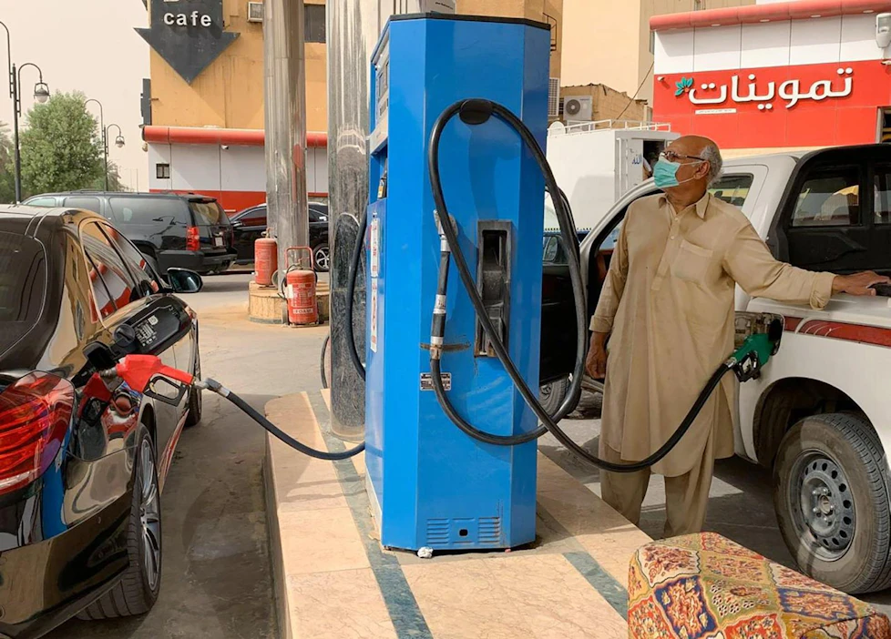 Saudi Aramco kertoi "vain" 5,6 miljardin euron voitoista. Vuotta aiemmin tuottoja kertyi lähes 21 miljardin euron edestä. Lehtikuva/AFP