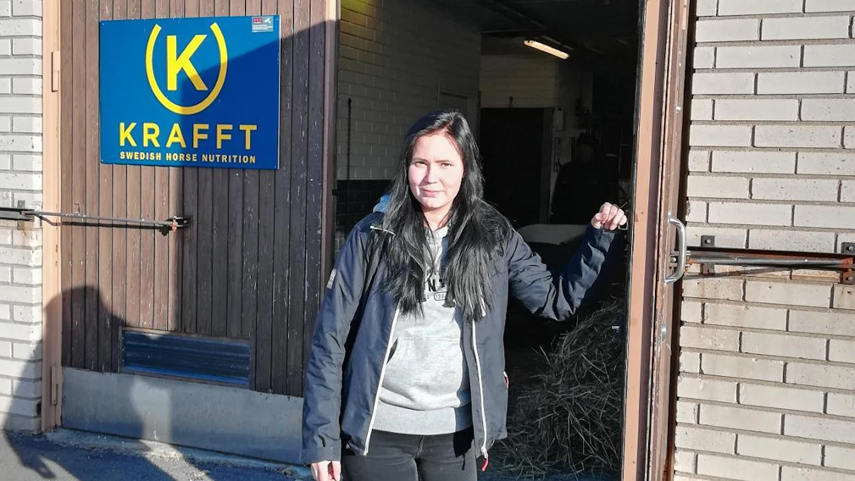 Vilma Lepistö on Vermon ravikoulun uusi vetäjä. Koulun toiminta jatkuu tammikuussa.
