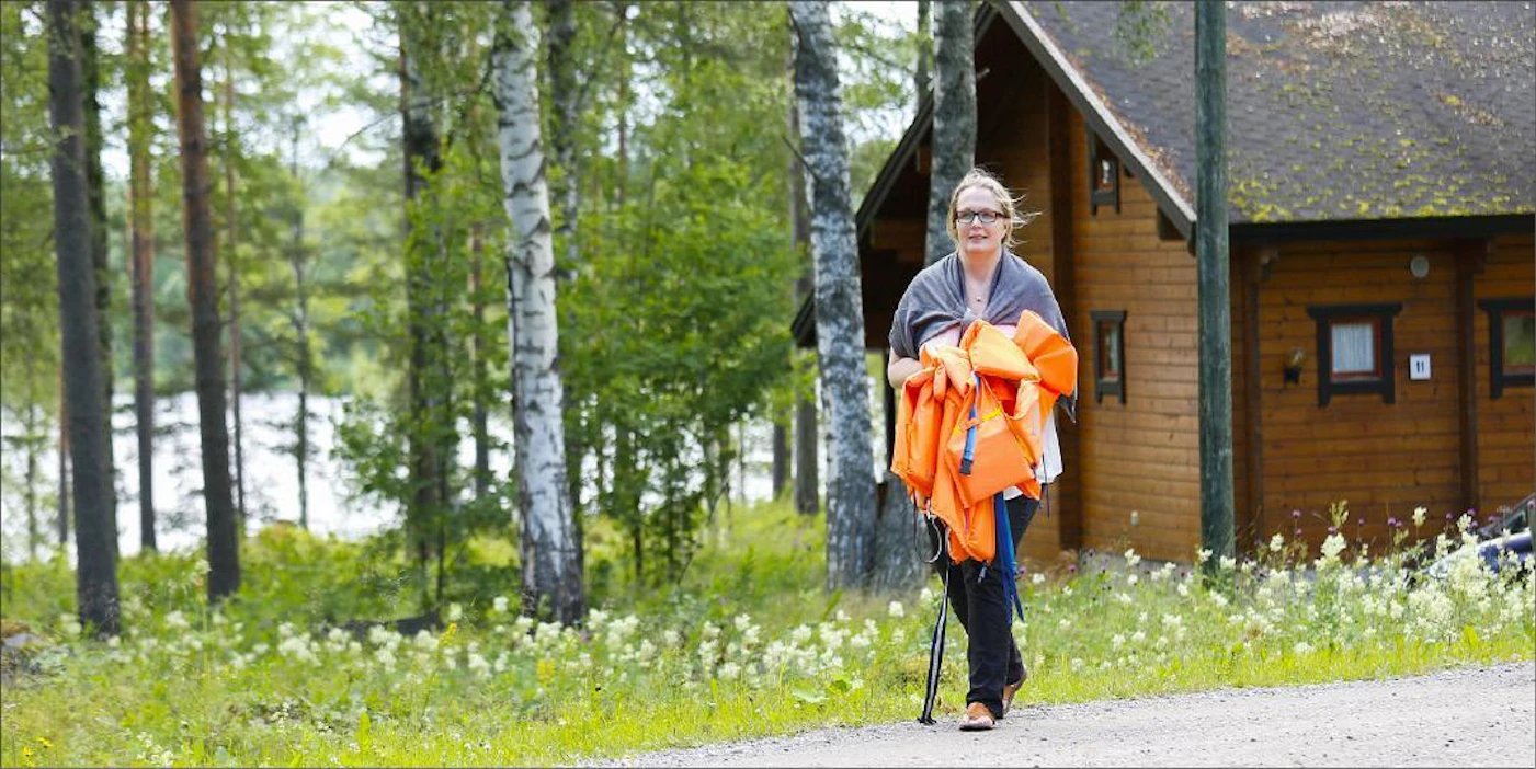 sami karppinen Palveluyritystä vetävä Anne Hakkarainen pitää saavutettavuutta kohtalonkysymyksenä maaseudun yritystoiminnalle.