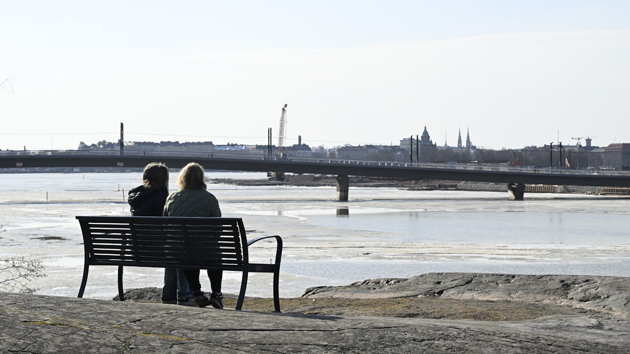 Koko maan keskilämpötila oli 1,1 astetta, mikä on uusi ennätys. EMMI KORHONEN / LEHTIKUVA.
