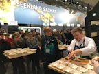 Grune Woche -messuyleisölle muun muassa maistatettiin suomalaisia erikoisuuksia.