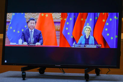 EU varoitti Kiinan johtajaa Xi Jinpingiä perjantaina, että mikä tahansa yritys auttaa Venäjää sodankäynnissä voisi haitata maiden välisiä suhteita.