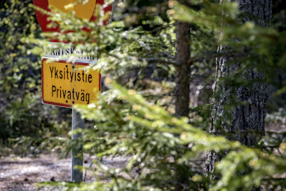Tiekunnan puheenjohtaja Kiimingistä herättelee keskustelua tiekuntien tehtävistä. Kuvituskuva.