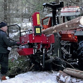 Hypro-traktoriprosessorit ovat suosittuja Ruotsissa, nyt niiden maahantuonti on alkanut myös Suomeen. Kevyet ja yksinkertaiset prosessorit ovat helppokäyttöisiä ja jokaiseen traktoriin sovitettavia.