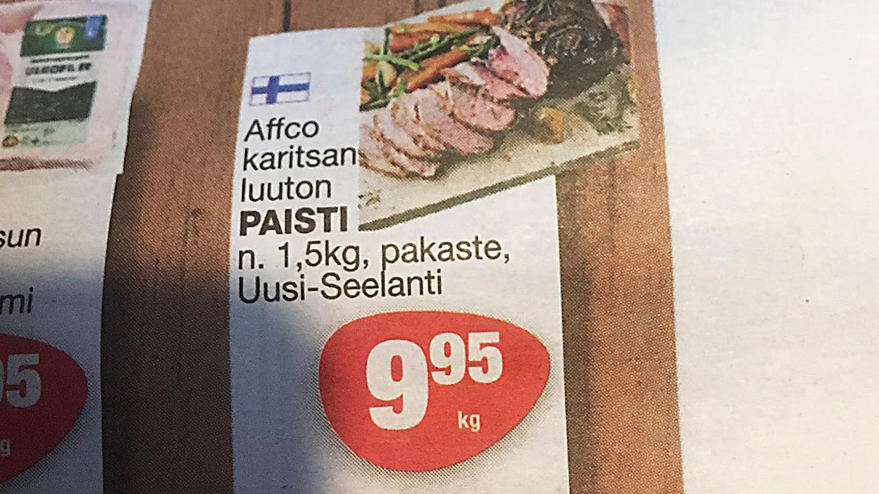 Maaseudun Tulevaisuuden tavoittama Keskon vastuullisuusasiantuntija Pirjo Nieminen arvioi, että Suomen lippu on päätynyt mainokseen lehden taittajan virheen takia.