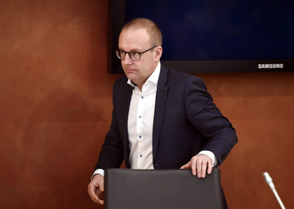 Puheenjohtaja Jarkko Eloranta SAK:n hallituksen kokouksessa tänään. LEHTIKUVA / Jussi Nukari