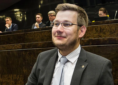 Eerikki Viljanen on uusmaalainen maanviljelijä ja kansanedustaja.