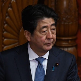 Maan pääministerin Shinzo Aben mukaan Japani haluaa olla johtava suurvalta merien puhdistamisessa. LEHTIKUVA/AFP