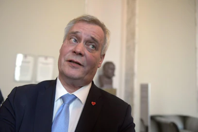 SDP on mukana sekä eniten että toiseksi eniten suosiota keränneessä hallituspohjassa. Kuvassa puheenjohtaja Antti Rinne. LEHTIKUVA / VESA MOILANEN