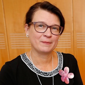 Valion toimitusjohtaja Annikka Hurme toteaa, ettei kukaan pysty ennustamaan koronakriisin vaikutuksia talouteen ja yhteiskuntaan.